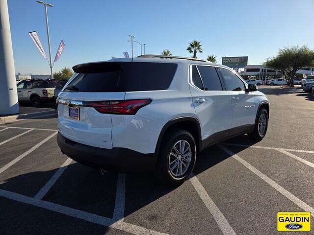 Photo of 2023 Summit White Chevrolet Traverse