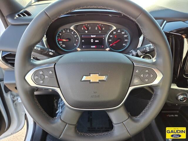 Photo of 2023 Summit White Chevrolet Traverse