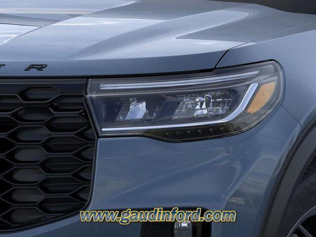 Photo of 2025 Vapor Blue Metallic Ford Explorer