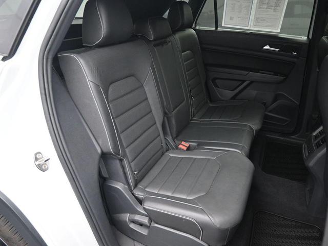 Photo of 2020 Pure White Volkswagen Atlas Cross Sport