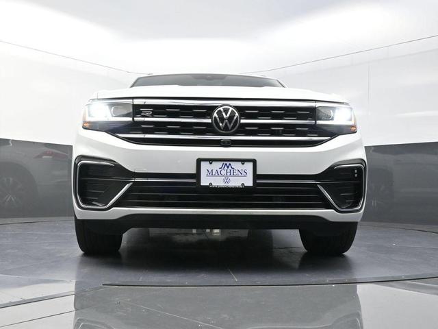 Photo of 2020 Pure White Volkswagen Atlas Cross Sport