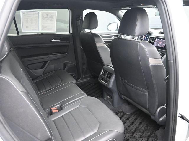 Photo of 2020 Pure White Volkswagen Atlas Cross Sport