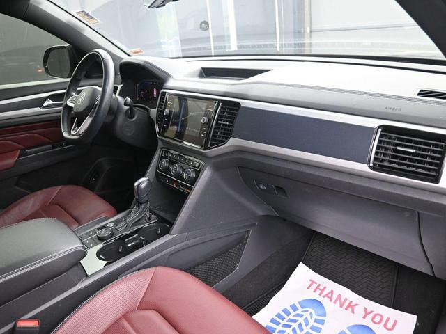 Photo of 2021 Dark Burgundy Volkswagen Atlas Cross Sport