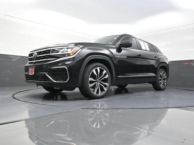 Photo of 2021 Dark Burgundy Volkswagen Atlas Cross Sport