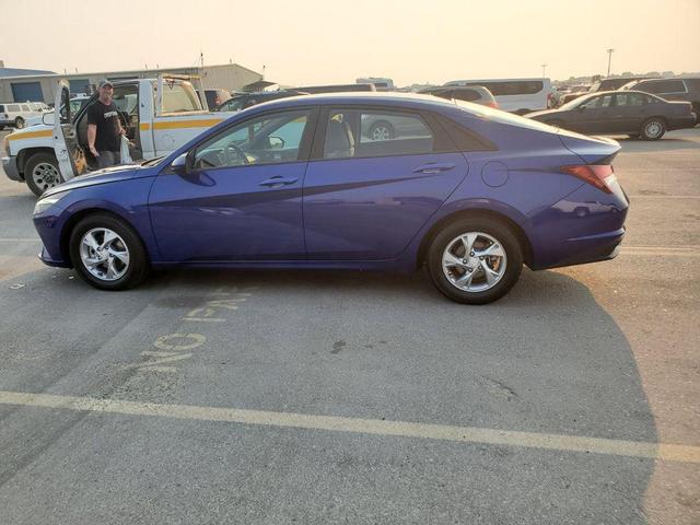 Photo of 2021 Intense Blue Hyundai ELANTRA