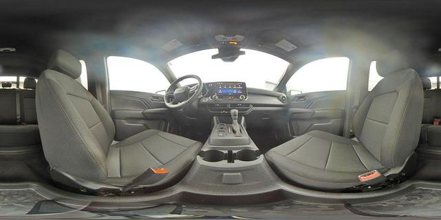 Photo of 2023 Summit White Chevrolet Colorado