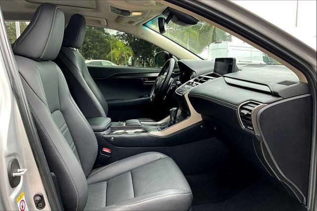Photo of 2019 Silver Lining Metallic Lexus NX 300