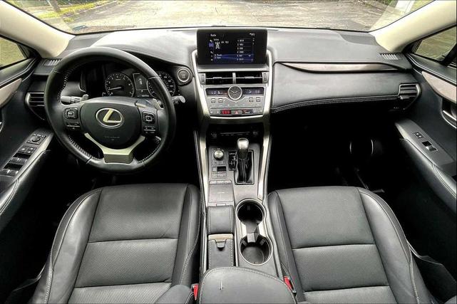 Photo of 2019 Silver Lining Metallic Lexus NX 300