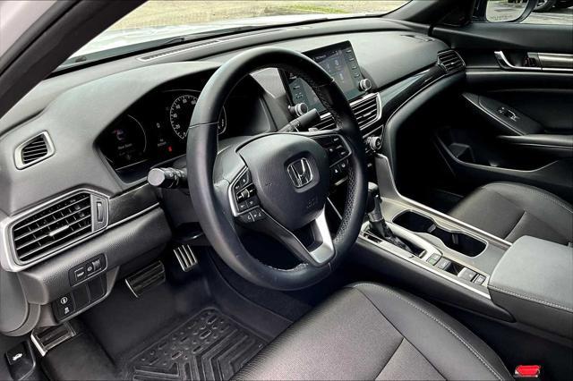 Photo of 2022 Platinum White Pearl Honda Accord