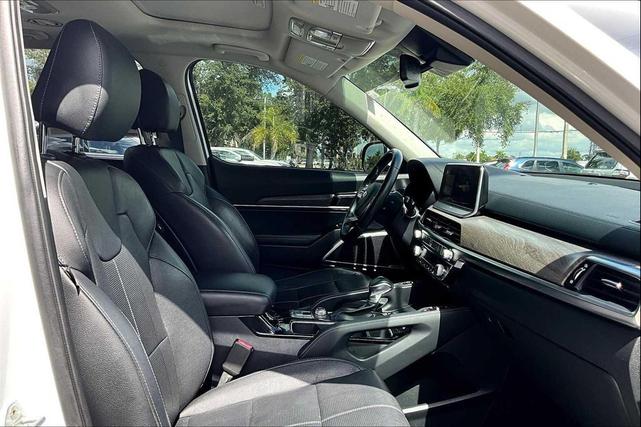 Photo of 2021 Snow White Pearl Kia Telluride