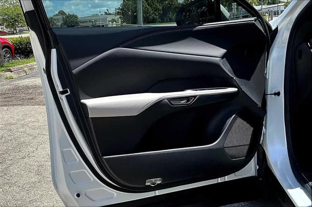 Photo of 2023 Eminent White Pearl Lexus RX 350