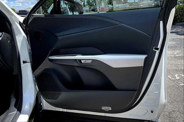 Photo of 2023 Eminent White Pearl Lexus RX 350