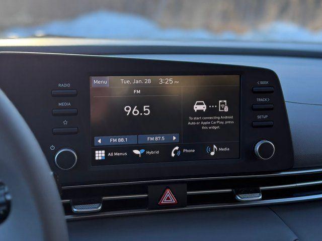 Photo of 2025 White Hyundai ELANTRA HEV