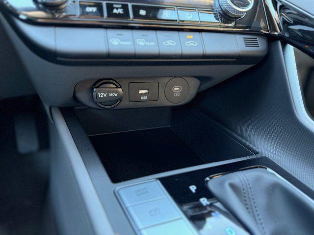 Photo of 2025 White Hyundai ELANTRA HEV