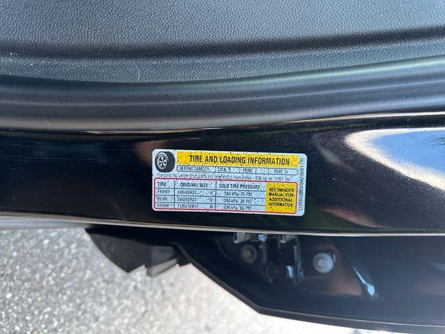 Photo of 2021 Ebony Twilight Metallic Buick Envision