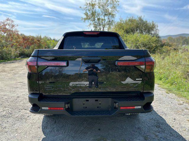 Photo of 2025 Phantom Black Hyundai SANTA CRUZ
