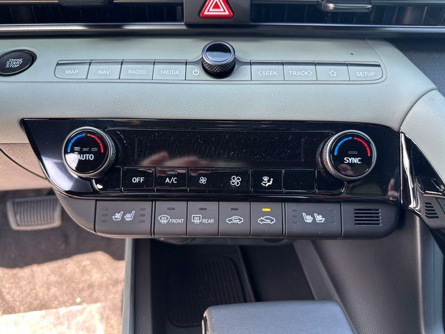 Photo of 2025 Amazon Gray Hyundai ELANTRA HEV