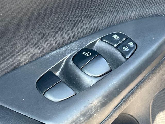 Photo of 2019 Gun Metallic Nissan Sentra