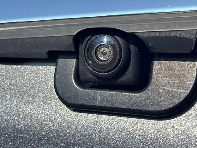 Photo of 2019 Gun Metallic Nissan Sentra