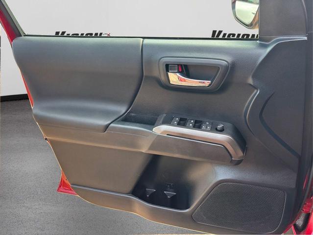 Photo of 2019 Barcelona Red Metallic Toyota Tacoma