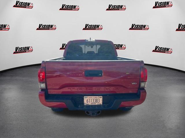 Photo of 2019 Barcelona Red Metallic Toyota Tacoma