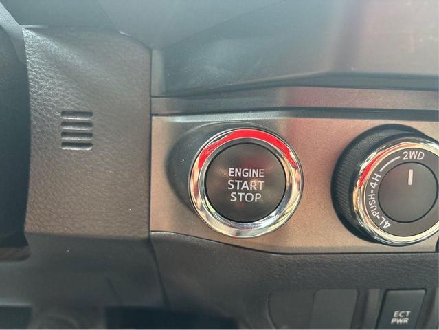 Photo of 2019 Barcelona Red Metallic Toyota Tacoma