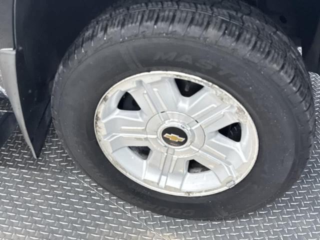 Photo of 2011 Black Chevrolet Silverado 1500