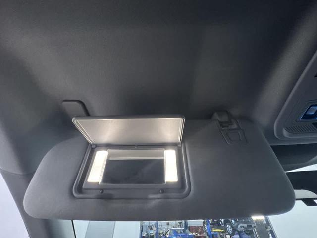 Photo of 2021 Gray Ford Explorer