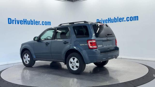 Photo of 2012 Blue Ford Escape