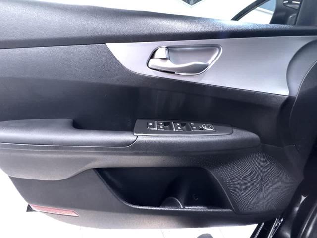 Photo of 2024 Black Kia Forte