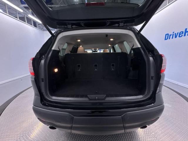 Photo of 2022 Crystal Black Silica Subaru Ascent