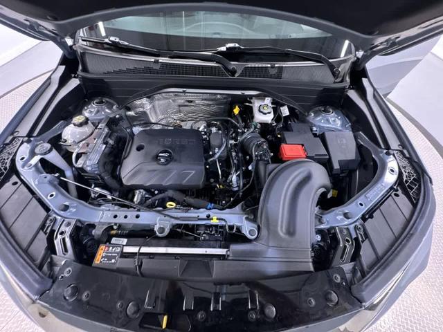 Photo of 2023 Sterling Gray Metallic Chevrolet Trailblazer