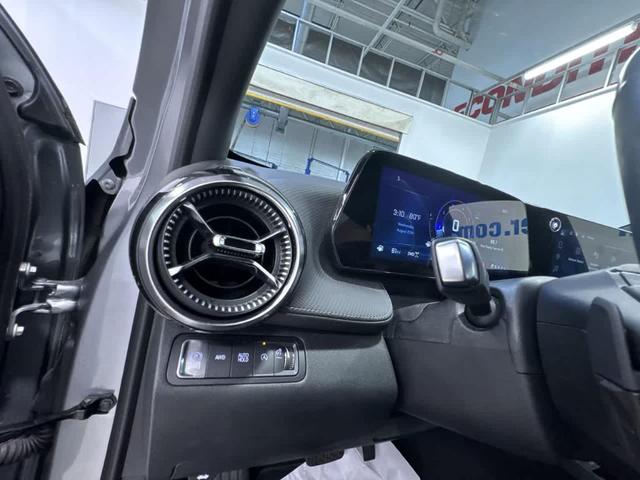 Photo of 2025 Sterling Gray Metallic Chevrolet Equinox