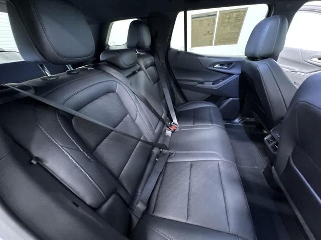 Photo of 2025 Sterling Gray Metallic Chevrolet Equinox