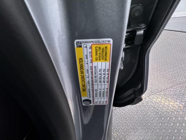 Photo of 2025 Sterling Gray Metallic Chevrolet Equinox