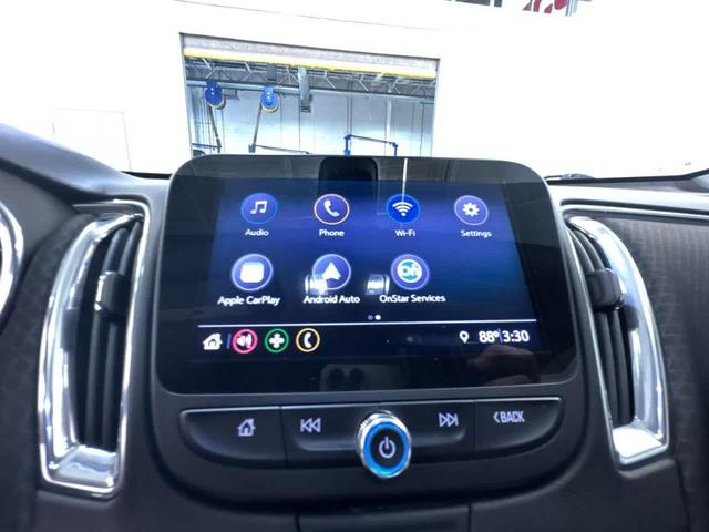 Photo of 2019 Shadow Gray Metallic Chevrolet Malibu