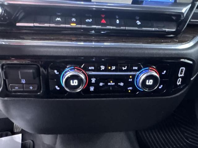 Photo of 2023 Onyx Black GMC Sierra 1500
