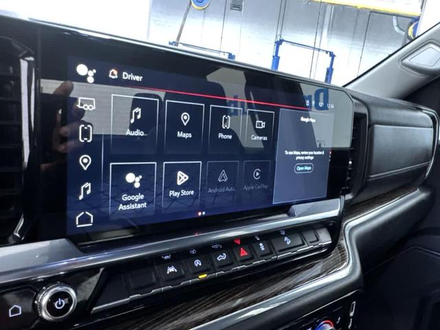 Photo of 2023 Onyx Black GMC Sierra 1500