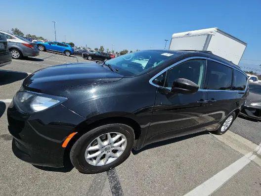 2020 Chrysler Voyager