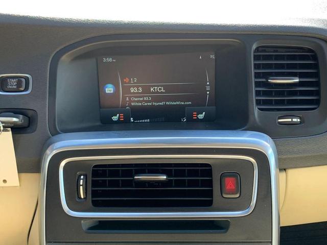 Photo of 2015 Blue Volvo S60