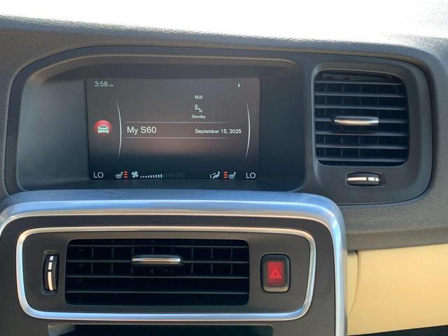 Photo of 2015 Blue Volvo S60