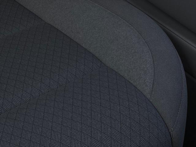 Photo of 2025 Summit White GMC Sierra 2500