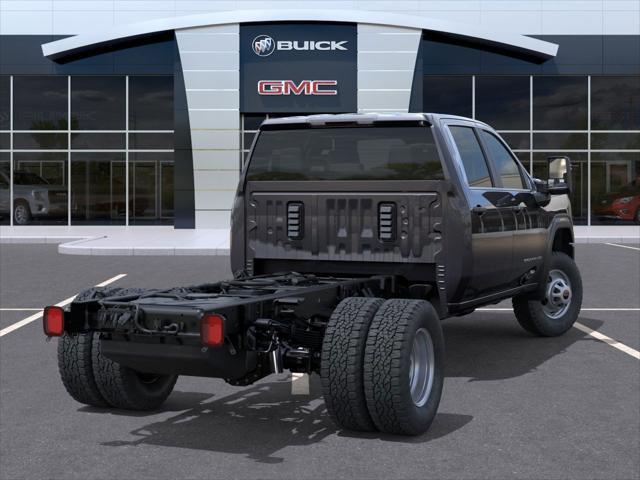 Photo of 2025 Summit White GMC Sierra 3500