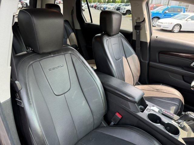 Photo of 2017 Graphite Gray Metallic GMC Terrain