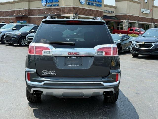 Photo of 2017 Graphite Gray Metallic GMC Terrain