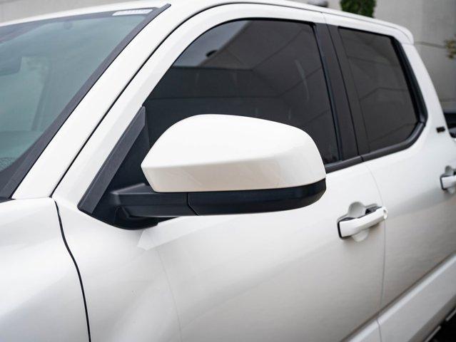 Photo of 2024 Ice Cap Toyota Tacoma