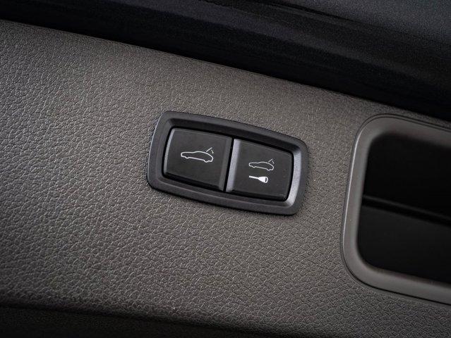 Photo of 2023 Volcano Grey Metallic Porsche Macan