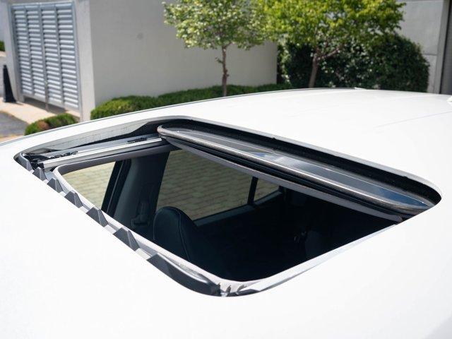 Photo of 2023 Platinum White Pearl Honda Ridgeline