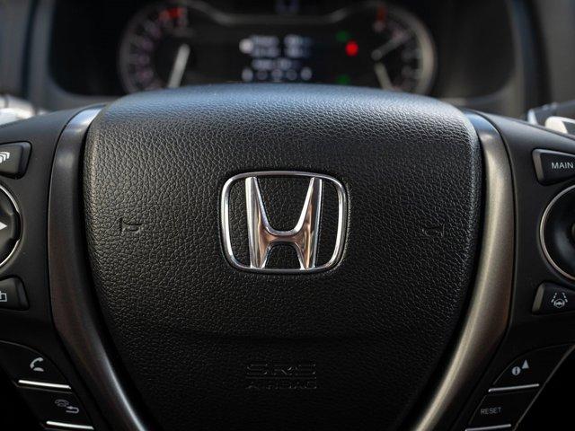 Photo of 2023 Platinum White Pearl Honda Ridgeline