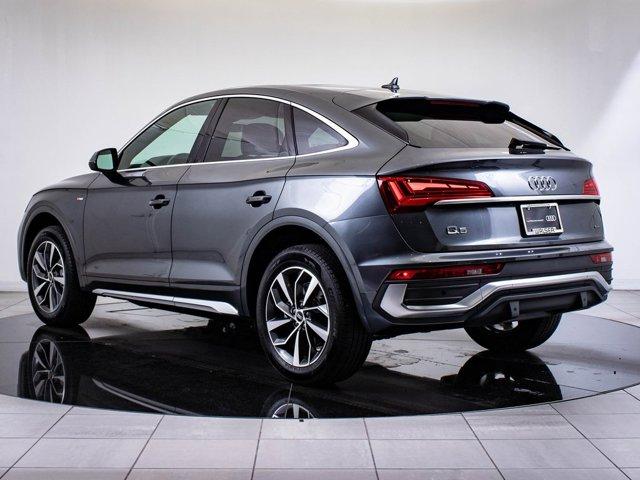 Photo of 2022 Daytona Gray Pearl Effect Audi Q5 Sportback